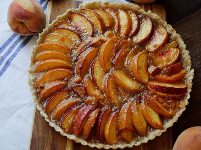 Fresh Peach Tart in a tart pan
