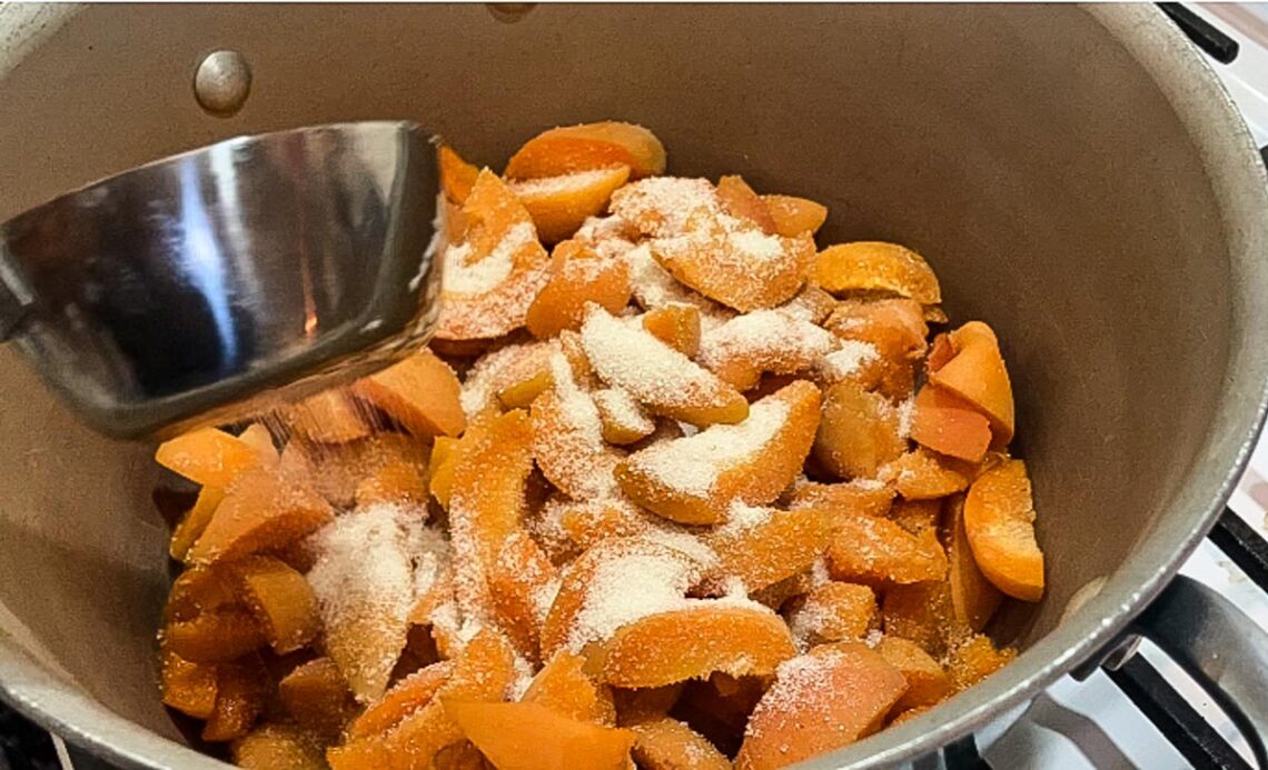 How To Make Apricot Jam No Pectin Recipe A Quaint Life