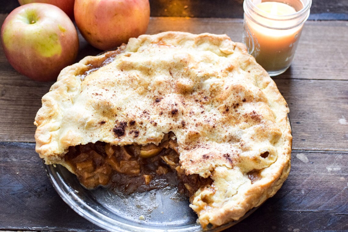 Old-Fashioned Apple Pie