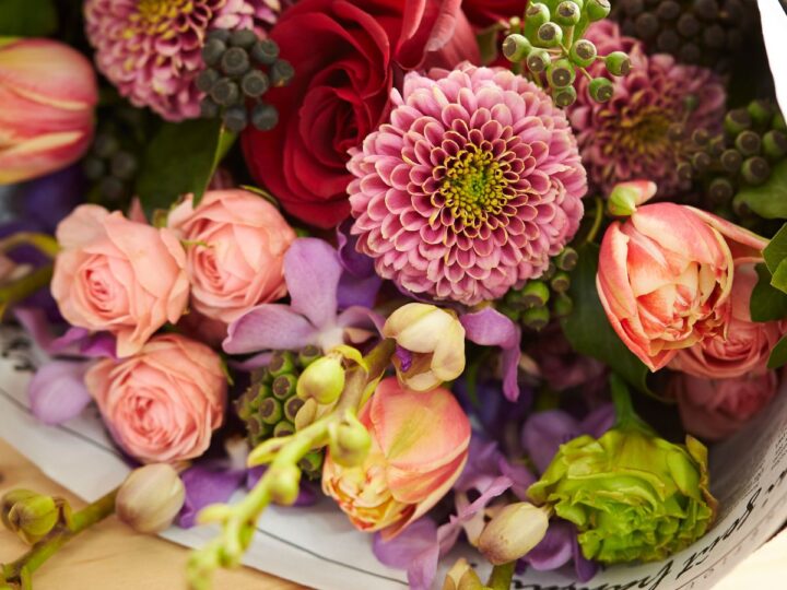 How to Make Cut Flowers Last Longer (Tips and Tricks) A Quaint Life